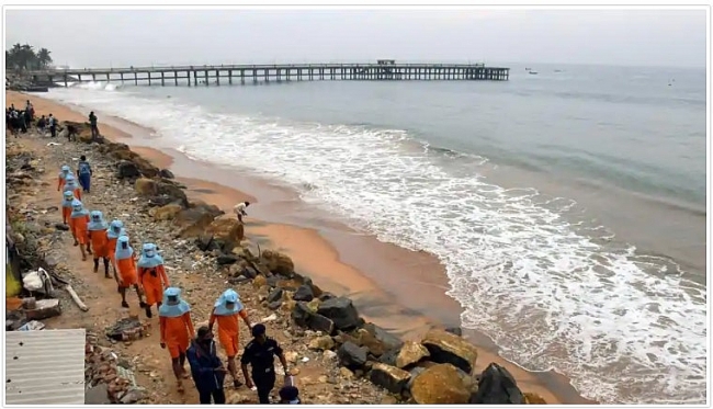 India weather forecast latest, December 5: Cyclone Burevi weakens into deep depression, heavy rain in isolated places over South coast of Tamil Nadu