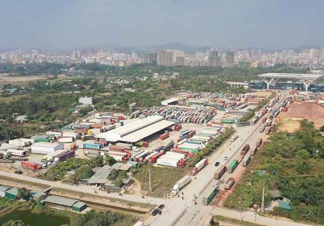 Deputy PM Directs Settlement Of Congestion At Lang Son Border Gate