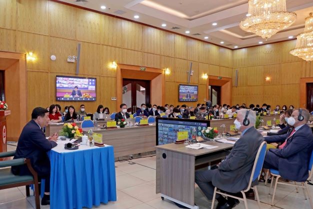 Experts Speak Highly of Vietnam's Strategy on Green Growth and Sustainable Development