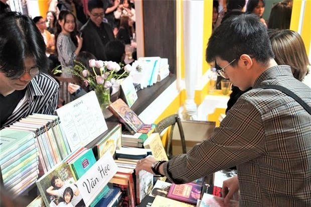 Vietnamese Students Gathered at a Book Reading Festival in Russia