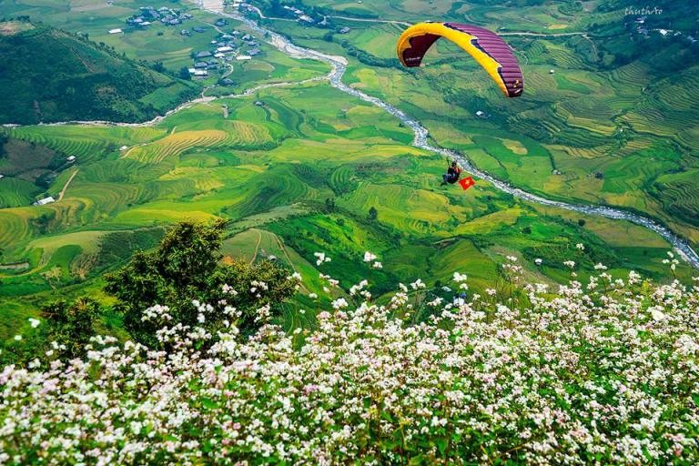 Yen Bai Plays Host to the Paragliding Festival in 2022