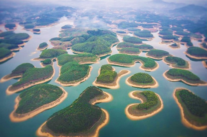 Spectacular Thac Ba Lake Hidden in the Northwestern Wood