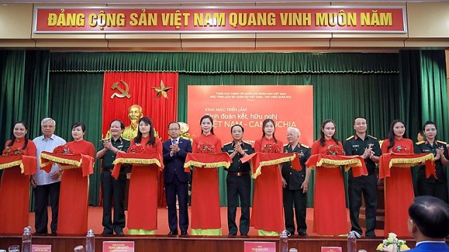 Exhibition on Vietnam - Cambodia Solidarity and Friendship Launched in Hanoi
