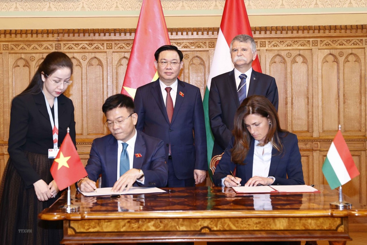 Vietnam and Hungary to Sign Cooperation Program on Justice