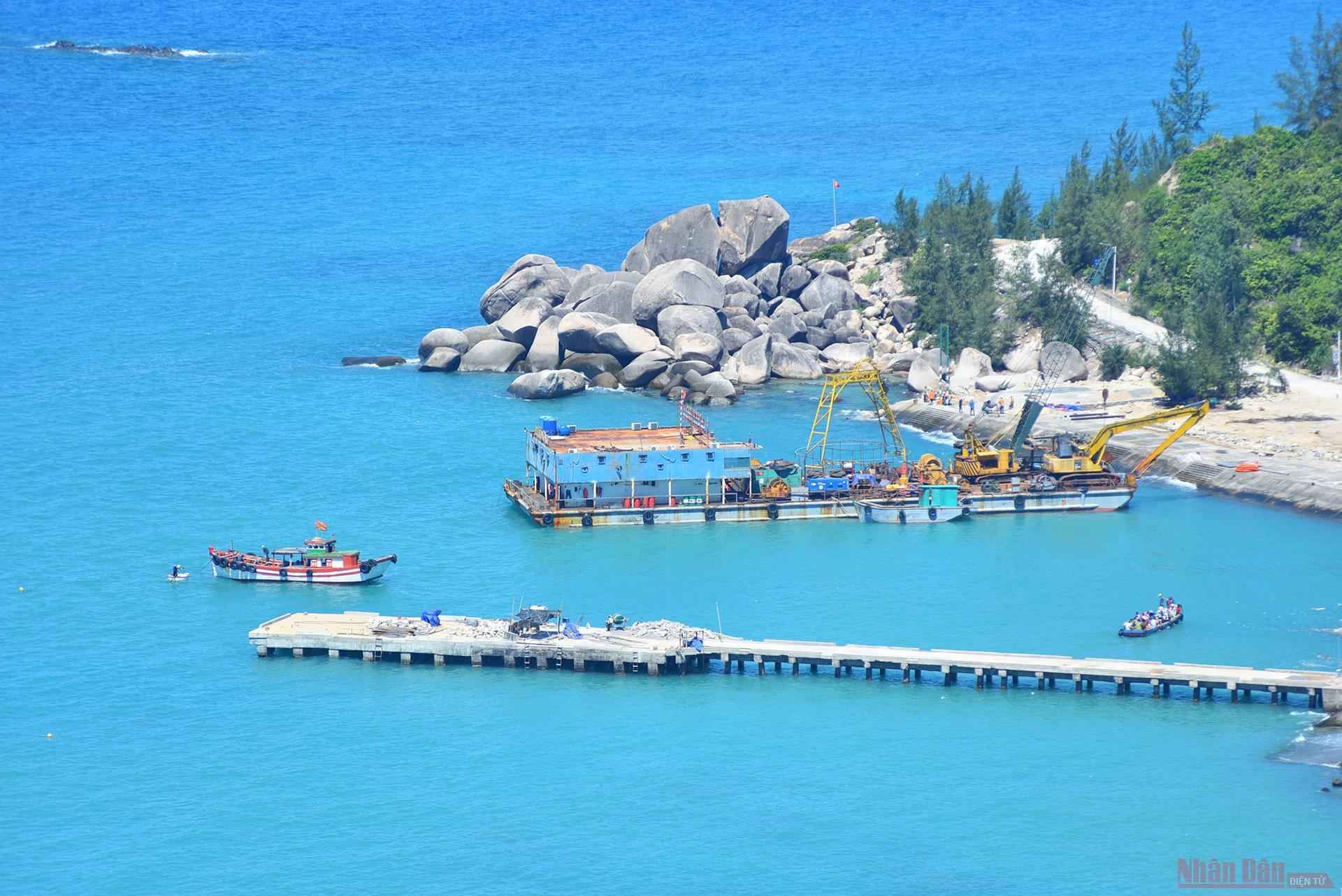 cu lao xanh a blue lagoon of vietnam