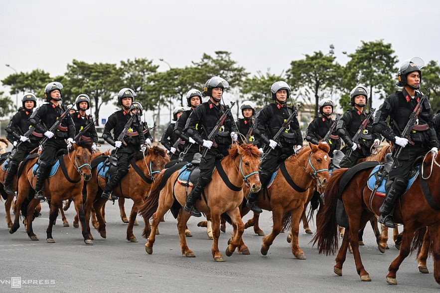 Vietnam's cavalry mobile police force first rehearses against protesters