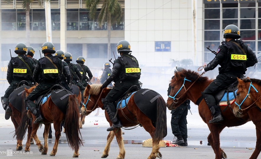 Vietnam's cavalry mobile police force first rehearses against protesters