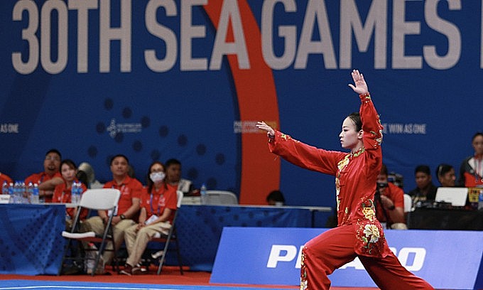 Gold medalist Tran Thi Minh Huyen performs tai chi at SEA Games 30 on December 1, 2019. Photo: VnExpress