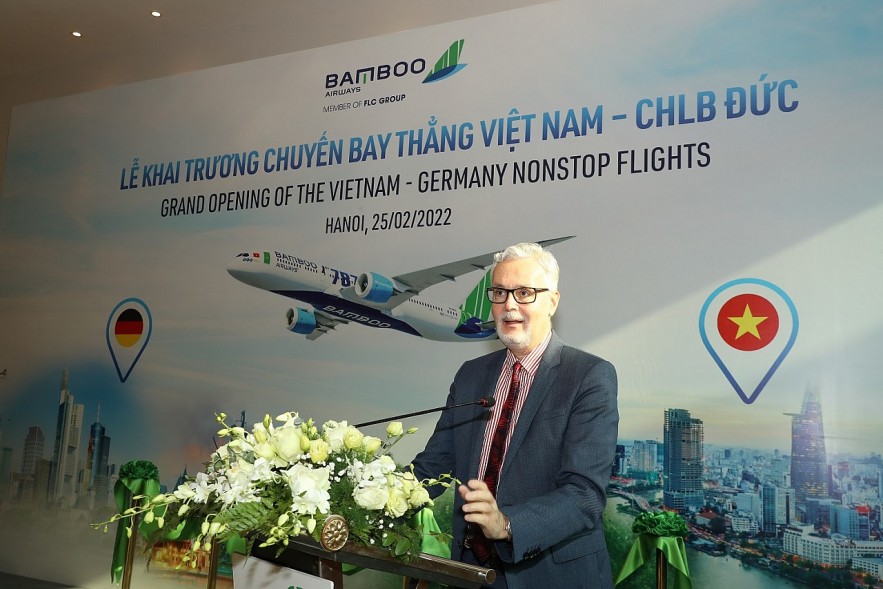 Guido Hildner, Ambassador of the Federal Republic of Germany to Vietnam speaking at the event 