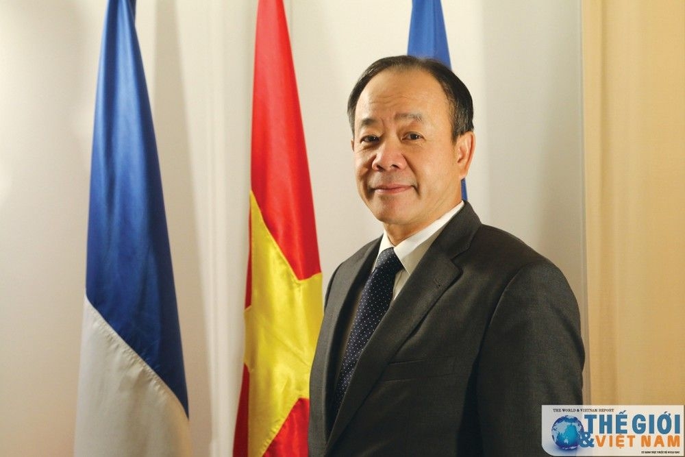 vietnam ambassador to france stay calm support together and overcome covid 19 affliction