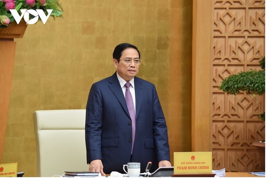 Prime Minister Pham Minh Chinh speaks at the cabinet meeting