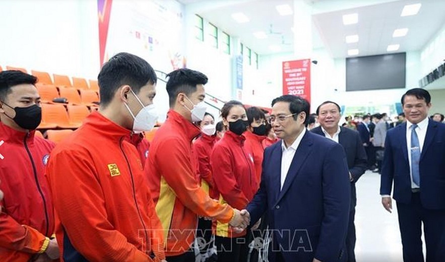 PM Chinh Inspects SEA Games Preparations and Encourages Vietnamese Athletes in Hanoi