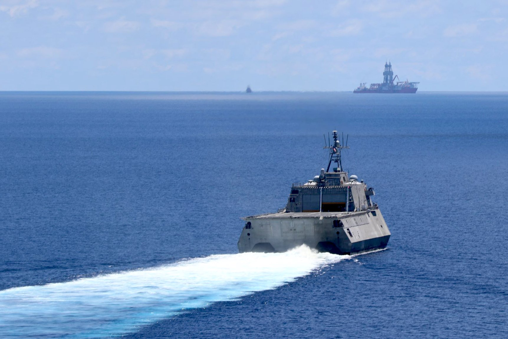 us sends warships on patrol near east sea standoff amid rising tensions
