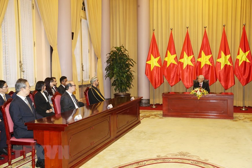 envoys of japan oman turkey presents credentials to vietnam top leader