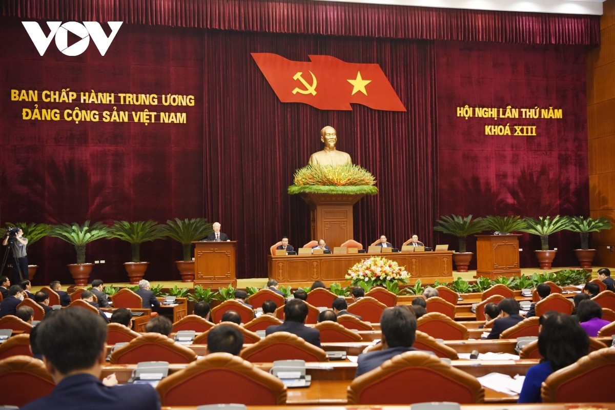 Party Central Committee Convenes Fifth Plenum in Hanoi