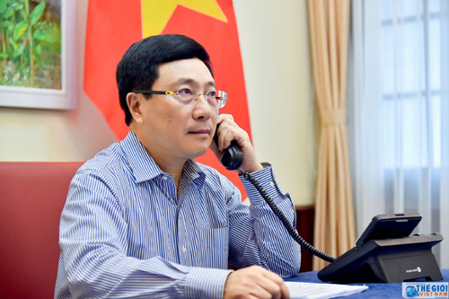 vietnam and russias fm discuss for deepening the cooperation