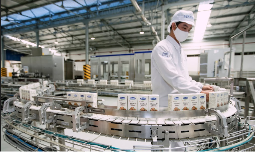vinamilk successfully signs a 12 mil export contract for high level nut milk to korea market