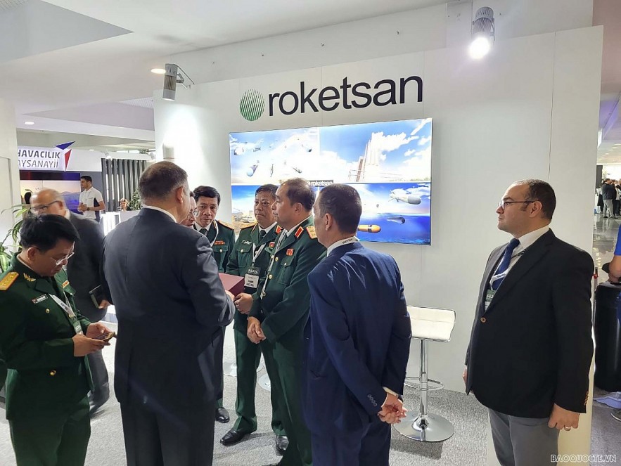 Vietnam Attends Security, Defence Expo in Turkey