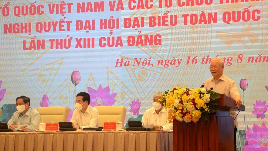 Party General Secretary Nguyen Phu Trong speaks at the conference.