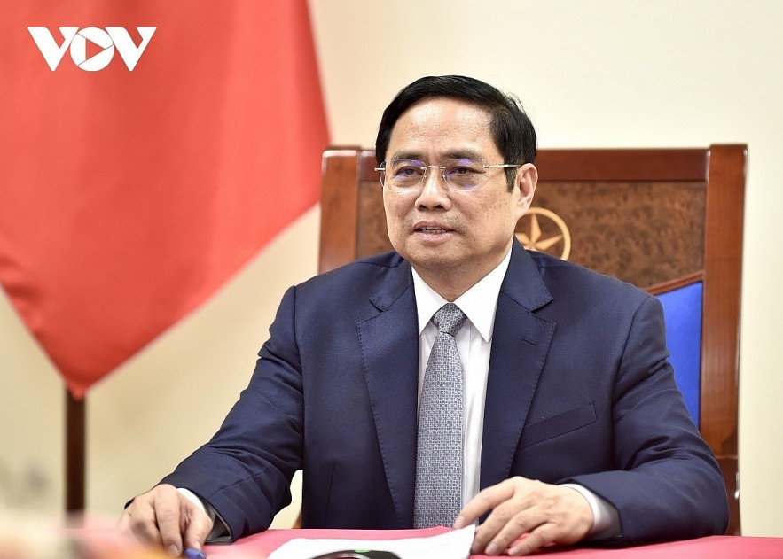 During his phone talks with with Belgian PM Alexander De Croo, PM Pham Minh Chinh requests that Belgium help Vietnam access more COVID-19 vaccine sources.