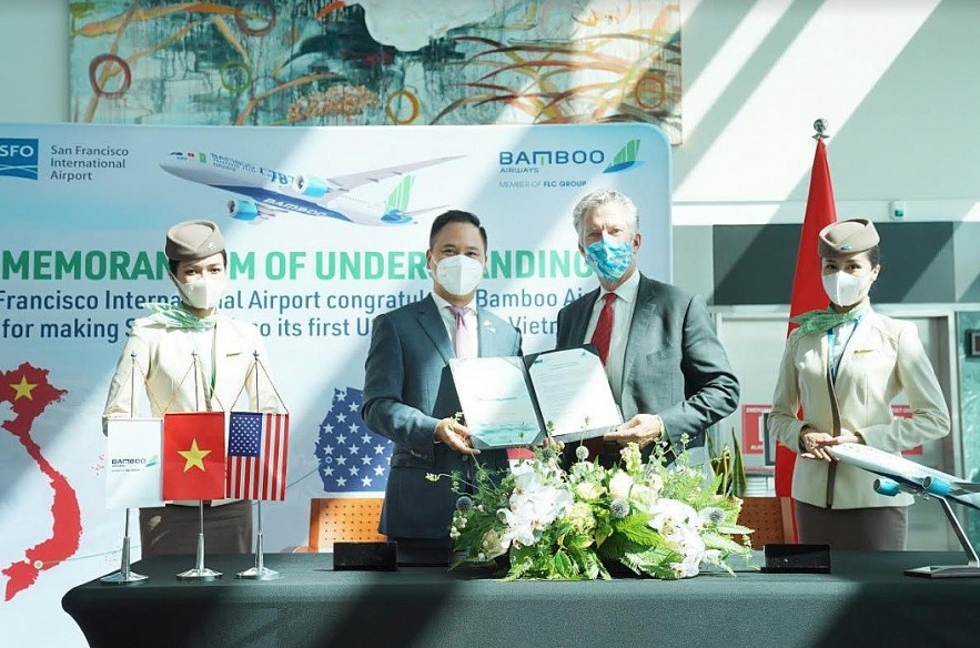 A regular nonstop route between Vietnam and the US operated by a Vietnamese airline will be of great brand value. 