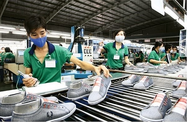 Vietnam is now the second largest supplier of apparel, footwear, and travel goods to the US market (Photo: baodautu.vn)
