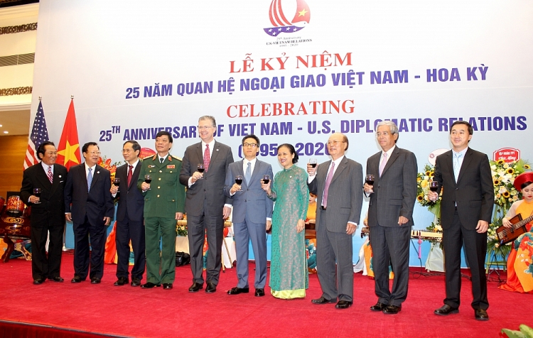 Vietnam-US diplomatic relation's 25th anniversary: a fruit of peoples' courage, goodwill and efforts