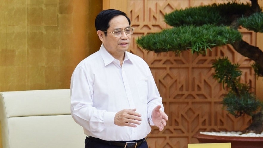 Prime Minister Pham Minh Chinh chair the cabinet meeting.