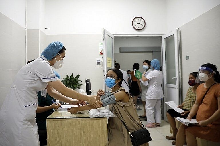 As of September 29, the total number of vaccine doses administered in Vietnam is 42,165,168 doses 