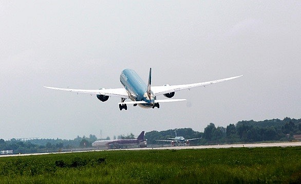 Currently, Vietnam Airlines still operates irregular international flights according to the way of licensing each flight of the aviation authorities. 