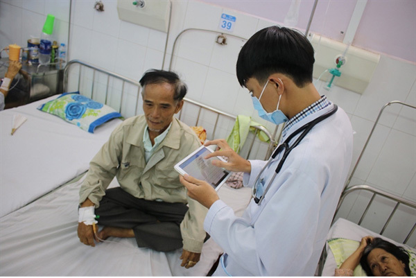 Vietnam pushes the country's smart healthcare system