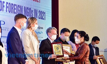 VUFO Honors 49 Foreign NGOs for Outstanding Performance in 2021
