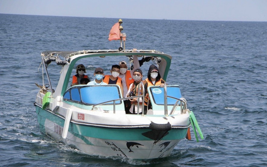 Phu Quoc island welcomes over 26,000 holidaymakers during the three-day New Year holiday. Photo: Tuoi Tre