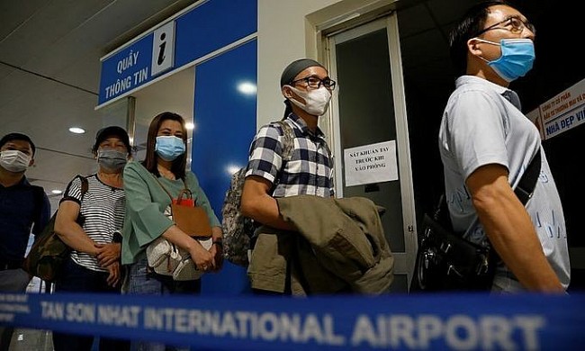 Vietnam News Today (Jan. 11): Limit Combo Charter Flights to Tan Son Nhat, Noi Bai Airport