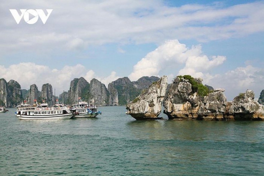  Halong Bay, a UNESCO-recognised World Heritage site. Photo: VOV