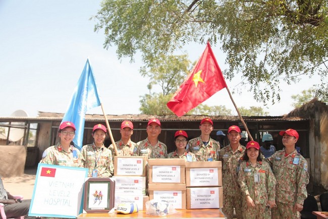 Vietnamese 'Blue Beret' Soldiers Support South Sudanese Prisoners