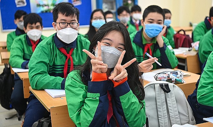 Ninth graders at Nguyen Tri Phuong Secondary School in Hanoi are in class on February 8, 2022. Photo: VnExpress