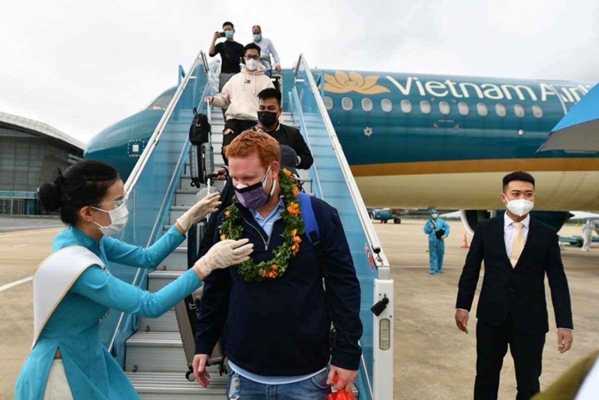 vietnam news today feb 16 vietnam officially resumes international flights on feb15