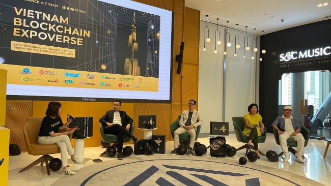 Vietnam Blockchain Opens Up Opportunities and Challenges