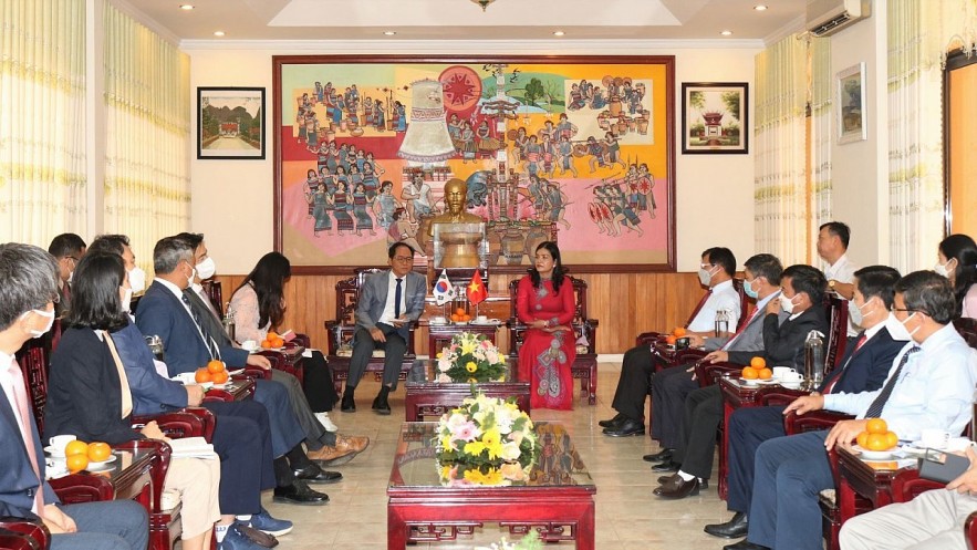 Enhancing Cooperation between Kon Tum Province and Korean Partners