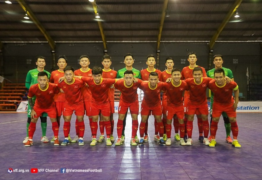 The Vietnamese futsal team are ready for the 2022 AFF Futsal Championship in Thailand. Photo: VOV