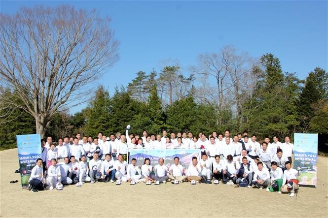 golf tournament connects vietnamese community in japan