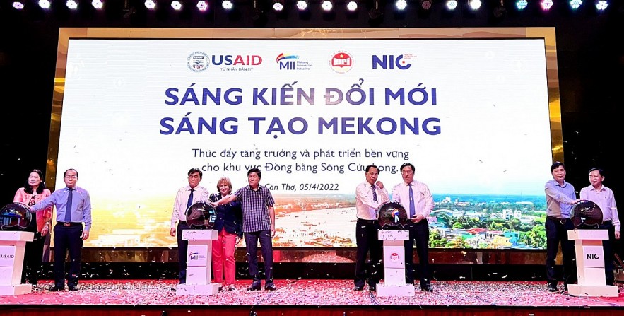 USAID Strengthens Digital Economy in Mekong Delta Region