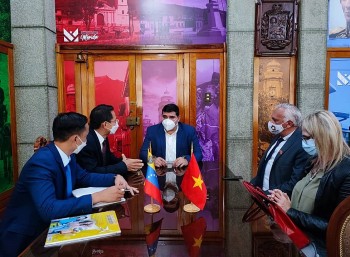 Vietnam and Venezuela Seek to Bolster Cooperation