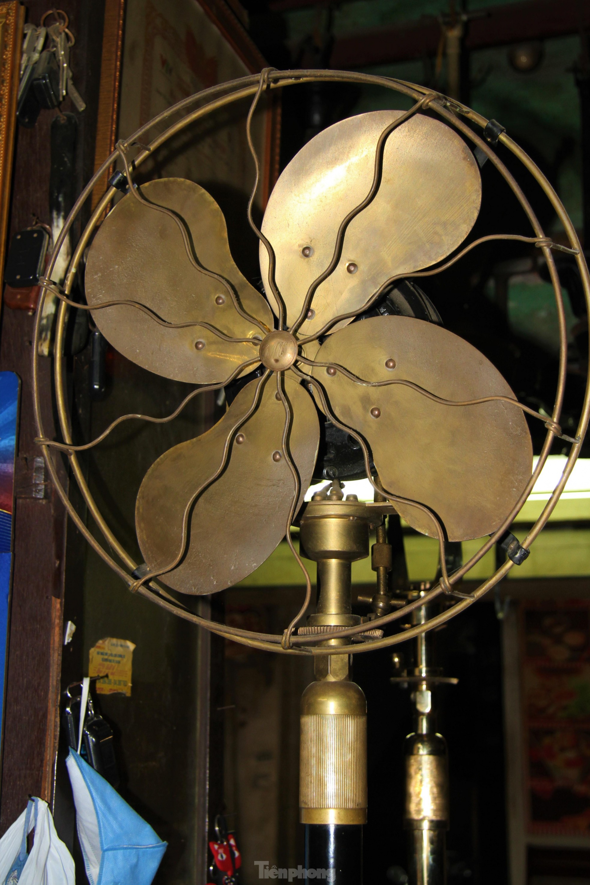 "Fan museum" in the middle of Hanoi