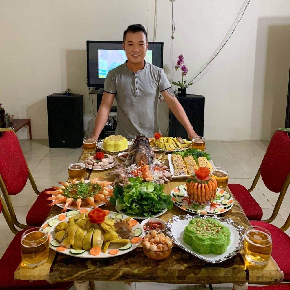 In photo: 10-year traditional meals of Vietnamese expat in Africa