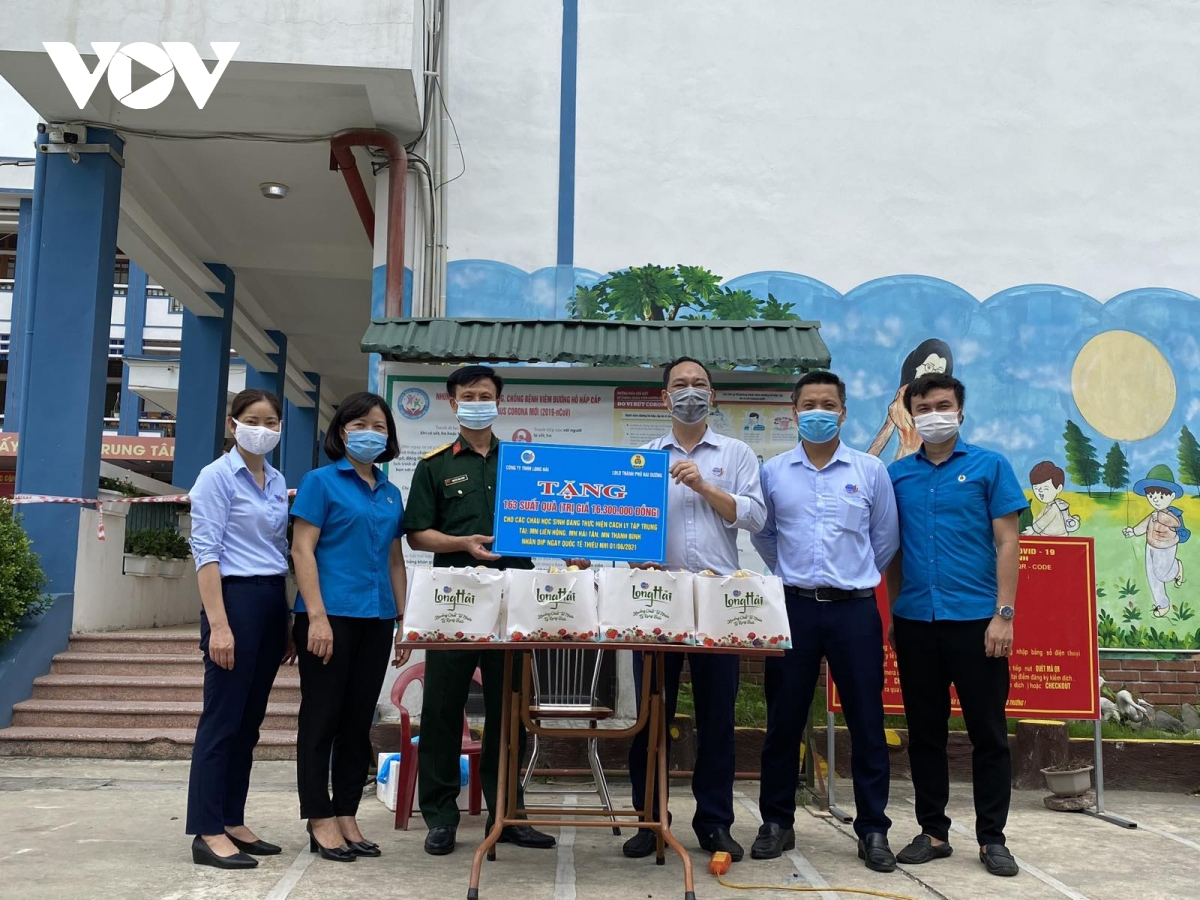 Special Children's Day in Hai Duong’s blockade area