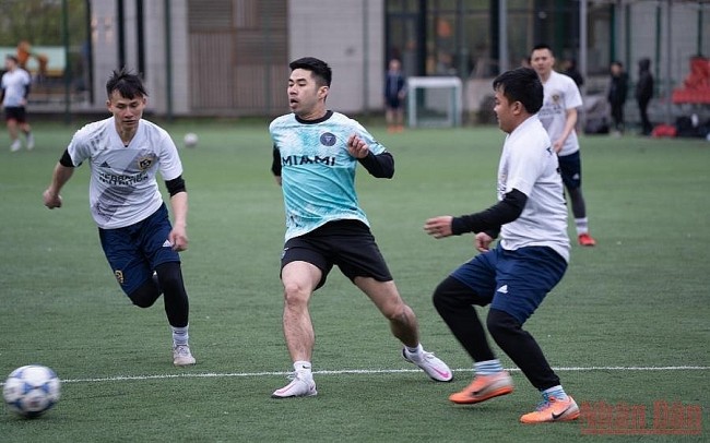 Overseas Vietnamese in Russia Organize Community Football Tournament