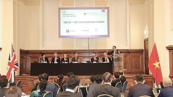 The Vietnam-UK Business Forum in London on May 25. Photo: VNA