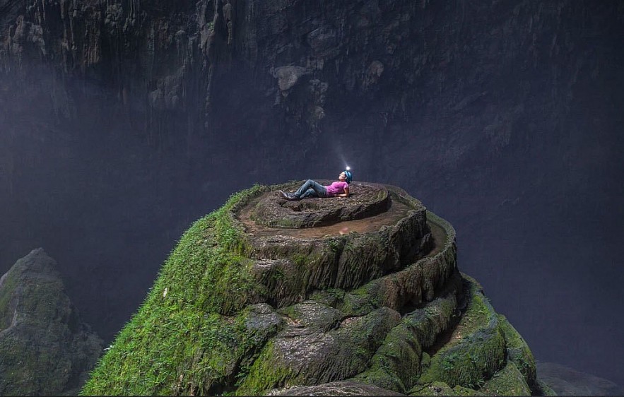 Explore World's Largest Cave - Son Doong